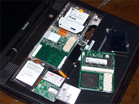 The PowerBook Pismo, laid bare for all to see