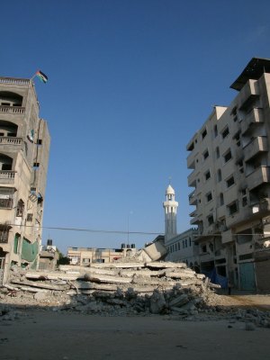 Rubble and apartment buildings in Gaza City, 2004